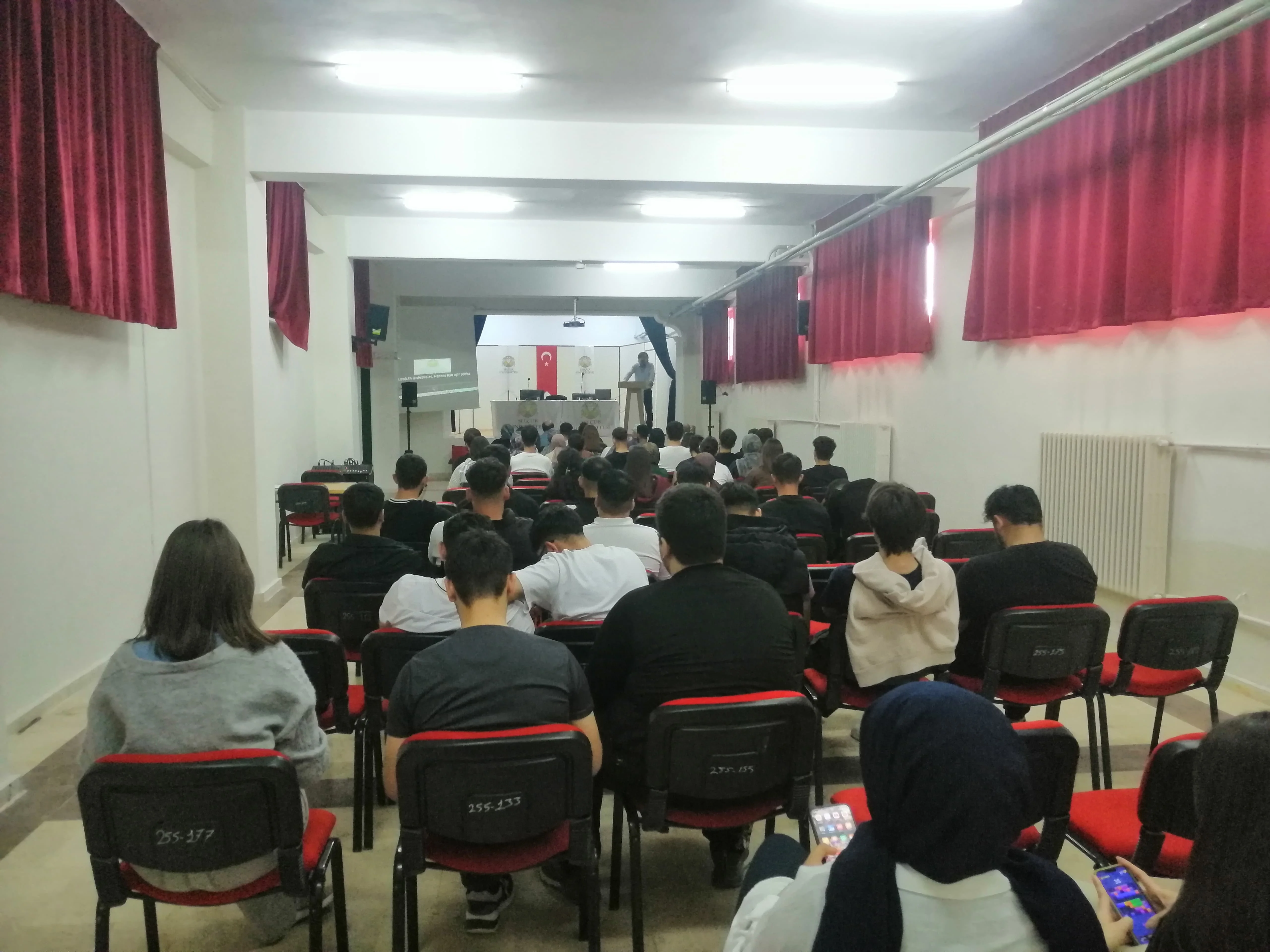 Güneysınır Meslek Yüksekokulu Akademik ve İdari Personeline Yönelik Seminer Gerçekleştirildi